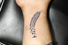 Maori tattoo mann unterarm best tattoo ideas. 1001 Ideen Und Inspirationen Fur Ein Cooles Feder Tattoo