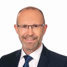 Öffnungszeiten, adresse, angebot und weitere informationen von vr genobank donauwald eg, hauptstelle viechtach (banken) raiffeisenstraße 1 in viechtach. August Stoger Prokurist Leiter Privatkundenbank Vr Genobank Donauwald Eg Xing