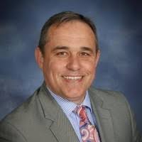 30+ perfiles de «Daniel Jessup»