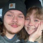 Kat Pence's Instagram, Twitter & Facebook