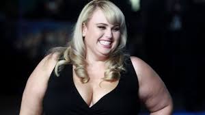 Latest rebel wilson weight loss updates and news on her women's day court case and diet plus more on the bridesmaids star's movies and net worth. Comedy Star Rebel Wilson Zeigt Das Ergebnis Ihrer Diat