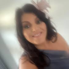 Staying at Elba Castillo St Jorge how far a walk is it to caleta de fuste  centre where bars and shops are etc