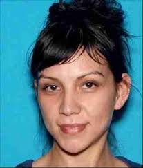 Leann Cameron's Instagram, Twitter & Facebook