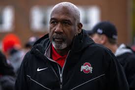 Athletic director Gene Smith to deliver 2023 commencement speech