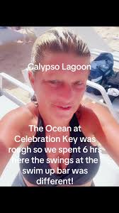 Calypso Lagoon Swing Bar