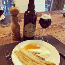 Vive Les Asperges Valdieu Legumedesaison Printemps Bierebelge Biereartisanale Suisse Belgischesbier Craftbier Craftbeer Schwei Beer Bottle Beer Food