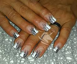 Sie bestehen aus einem weißen lack für die spitzen. Album 2 Odette Style Ihr Nagelstudio Im Wallis French Nagel Muster Nageldesign Haare Und Nagel
