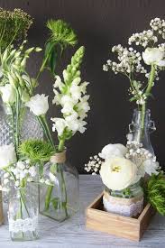 Blumen Deko Im Vintage Stil Selber Machen Fur Hochzeit Als Tischdekoration Hochzeitstischdekoration Tischdekoration Hochzeit Blumen Tischdeko Hochzeit