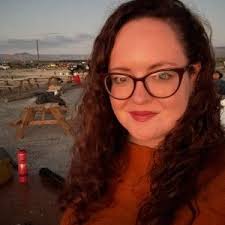 Kelly Chase (@UFO_Rabbit_Hole)