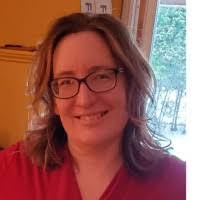 Stephanie Siragusa's Instagram, Twitter & Facebook