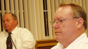 Mass. medic loses job for not becoming firefighter