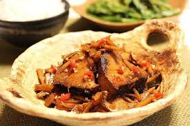 Thịt cá thu vốn dĩ rất ngon và hấp dẫn đối với nhiều người. Cach Kho Ca Thu Vá»«a Ngon Vá»«a Ä'Æ¡n Giáº£n Cá»§a Hai Miá»n Nam Báº¯c