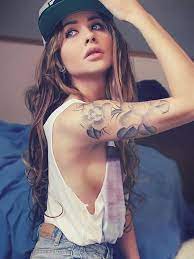 Pink roses look elegant if skillfully painted on the skin. 170 Best Shoulder Tattoos For Men Women August 2021
