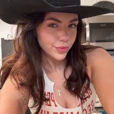 Jade Campo (@jadecamp2001)