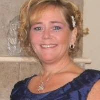 300+ perfiles de «Traci»