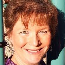 Melissa Kelsch's Instagram, Twitter & Facebook