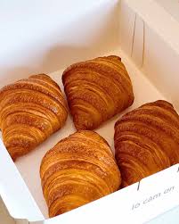 Croissant bơ