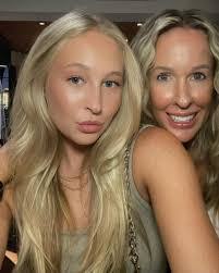 Kiley Foster's Instagram, Twitter & Facebook