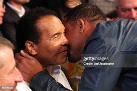 949 Floyd Smith Photos & High Res Pictures