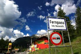 Van 23:00 tot 6:00 gesloten. Campings Aan De Fernpass Gardafriends