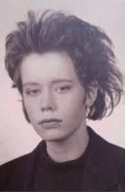 Nostalgic 1980s Music Fan Style