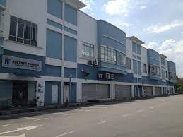 Give yourself time to explore the area's attractions, such as cheras sentral mall, carrefour bandar tun hussein onn, pantai hospital, and enjoy the vibrant atmosphere. Factory At Balakong Nr Cheras 25km To Shah Alam 1 Half Storey Industrial Factory In Minlon Industrial Park At Taming Jaya Serd I Push Property Lands