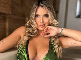 Georgia (24 YO woman) XXX hot live cam sex show - Chat and webcam sex with  Georgia