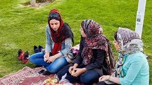 Bersedekah merupakan amalan yang mudah namun pahalanya cukup besar. Amalan Yang Bisa Dilakukan Wanita Haid Di Bulan Ramadan Ramadan Liputan6 Com