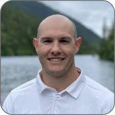 Devan Stevens's Instagram, Twitter & Facebook