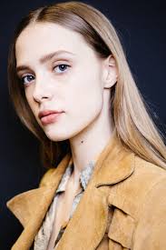Having said that, as beautiful as short styles look, the daily maintenance can be enough to put anyone off. 9 Best Products For Fine Hair Hair Products For Volume