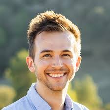 Ryan Versaw's Instagram, Twitter & Facebook