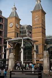 Liverpool Street Station London London Terminus Of The West Anglia Maine Line To Cambridge The Great Easter London England London Architecture London Places