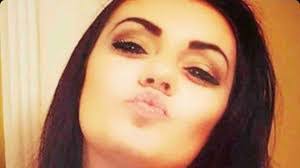 Mandy Nelson's Instagram, Twitter & Facebook