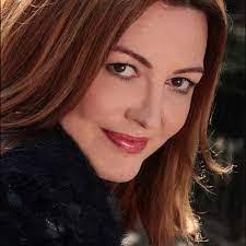 Joni Putnam's Instagram, Facebook & TikTok