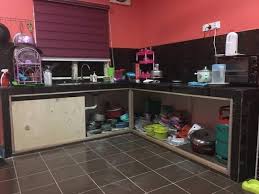 Agak susah dapur untuk nampak kemas kerana barang keperluan memasak yang banyak. Kabinet Dapur Diy Modal Cuma Rm300 Tapi Hasilnya Cukup Puas Hati Cantik Kemas Vanilla Kismis