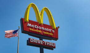 Check with your closest location before heading out. Mcdonald S Opening Hours What Time Does Mcdonald S Open For Thanksgiving Tomorrow Simplenews