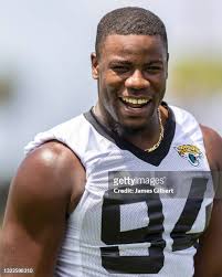 200 Photos & High Res Pictures