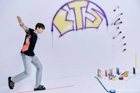 Communicate with worldwide army with ease! Bts Weverse Magazine Interview Deep Dives Jung Kook Tilt Magazine