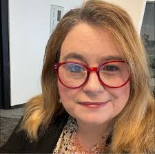 Anyone know of a good tailor/ dressmaker in the neighborhood?