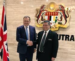 Get lower rates to standard landline and mobile numbers in 72 countries when you call from the uk. Uk In Malaysia On Twitter Hc Ukamb Hay Paid A Courtesy Call On The Malaysian Minister Of Foreign Affairs Yb Saifuddinabd At Malaysiamfa Today They Discussed The Uk Malaysia Relationship Asean Commonwealth And Best