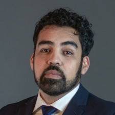 Luis Baeza's Instagram, Twitter & Facebook