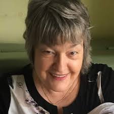 Donna Kyte's Instagram, Twitter & Facebook