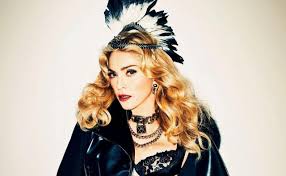 Фамилия во втором замужестве — ри́чи; Gde Zhivet Madonna Sejchas Skolko Let Madonne Kogda Rodilas Madonna I Skolko Ej Sejchas Let Lichnaya Zhizn Pevicy