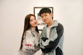 Oh this is a cute real life coupling, and seems so uneventful and sweet in a month full of wildly negative news in the entertainment world. I3350ptnmxlxsm