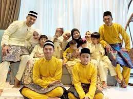 Wow norman hakim sambut birthday abby abadi. Norman Hakim Abby Abadi Raikan Syawal Bersama Keluarga Besar