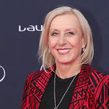 Martina navratilova hat ihrer lebensgefährtin julia lemigova am freitag einen heiratsantrag gemacht. Martina Navratilova Kritisiert Hohes Bbc Gehalt Fu John Mcenroe Stern De