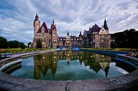 Znalezione obrazy dla zapytania moszna