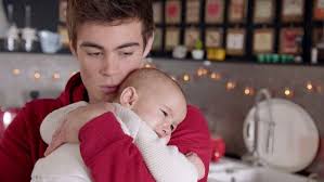 Ben Apprend Qu Il Est Pere Et Fuit Son Fils Telefilm Actrice Demain