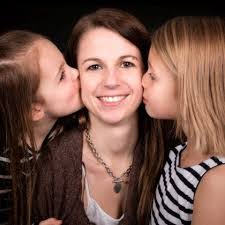 Jill Simms's Instagram, Twitter & Facebook