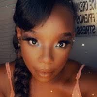 Lori Manuel's Instagram, Twitter & Facebook